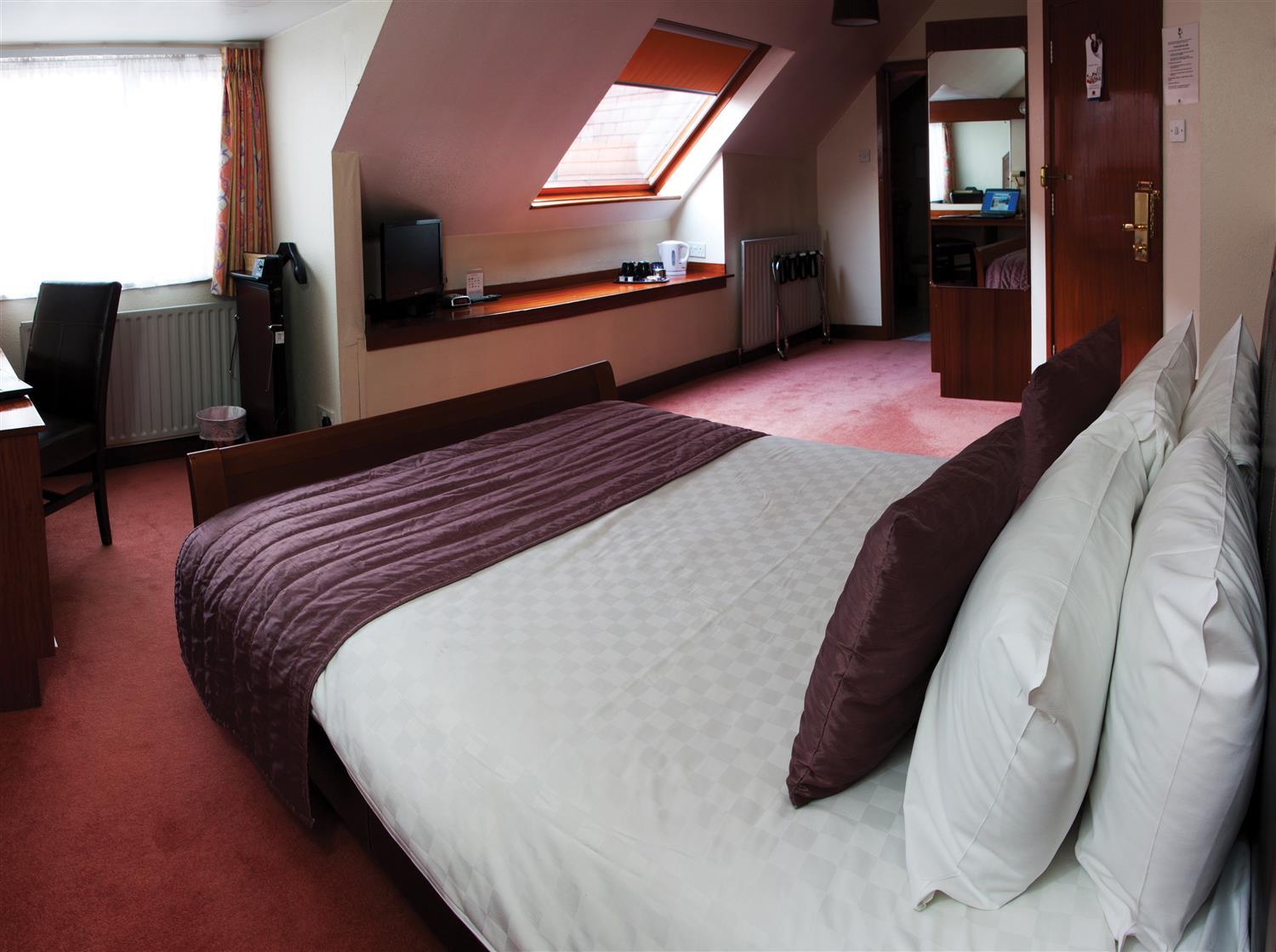 Best Western White House Hotel Watford  Exterior photo